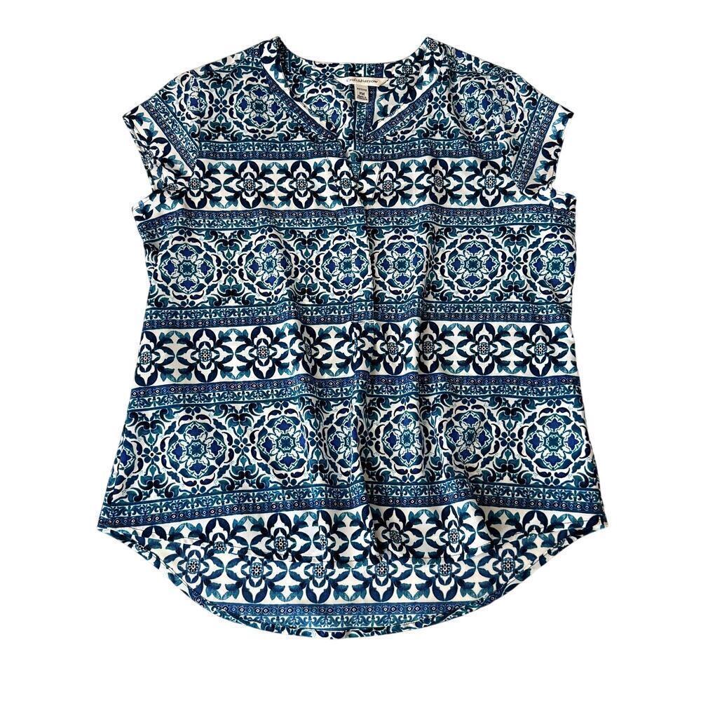 Women's Short Sleeved Patterned Blue Top Size